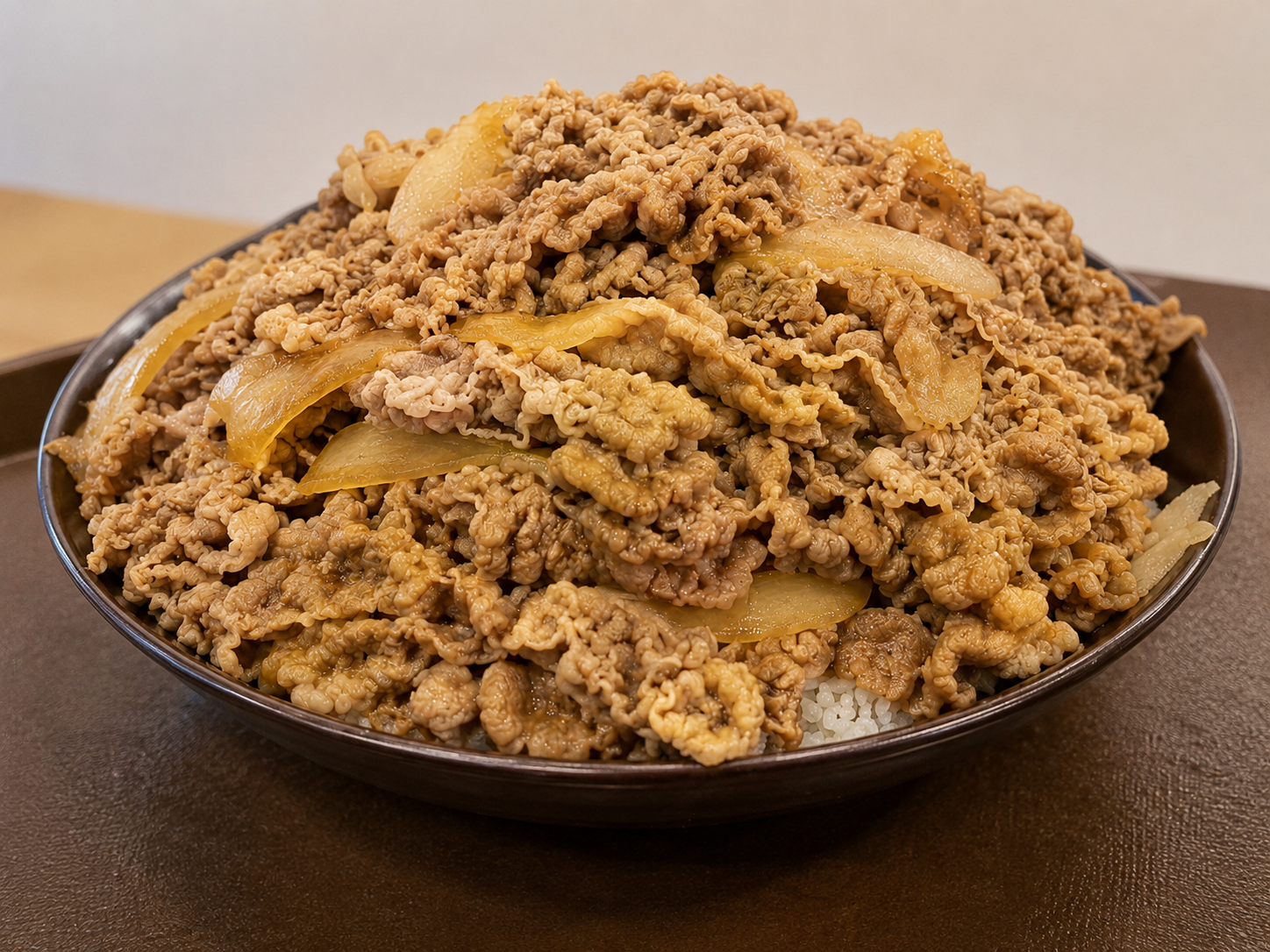 すき家のキング牛丼の写真